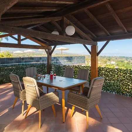 Ingrid 12, Emma Santa Venerina