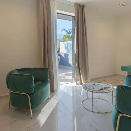Villa Ingrid 12, Emma Santa Venerina